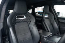 Jaguar F-PACE P550 V8 SVR