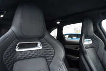 Jaguar F-PACE P550 V8 SVR