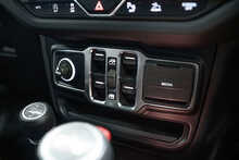 Jeep Wrangler GME Sahara