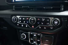 Jeep Wrangler GME Sahara