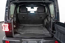 Jeep Wrangler GME Sahara