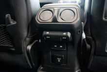 Jeep Wrangler GME Sahara