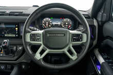 Land Rover Defender 110 D250 MHEV XS Edition