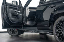 Land Rover Defender 110 D250 MHEV XS Edition