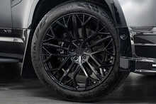 Land Rover Defender 110 P525 V8 Carpathian Edition 