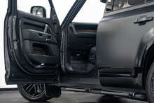 Land Rover Defender 110 P525 V8 Carpathian Edition 