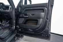 Land Rover Defender 110 P525 V8 Carpathian Edition 