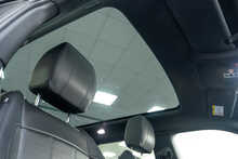 Land Rover Range Rover Evoque D180 R-Dynamic HSE