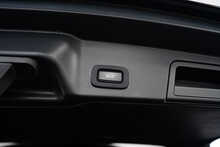 Land Rover Range Rover Evoque D180 R-Dynamic HSE