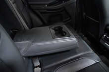 Land Rover Range Rover Evoque D180 R-Dynamic HSE