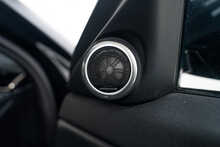 Land Rover Range Rover Evoque D180 R-Dynamic HSE