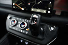 Land Rover Defender 90 D250 MHEV X-Dynamic HSE