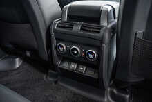 Land Rover Defender 110 D250 MHEV XS Edition