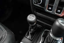 Jeep Wrangler 2.2 MultiJetII Sahara