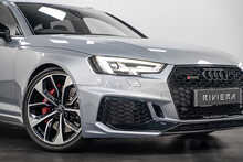 Audi RS4 Avant TFSI V6