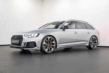 Audi RS4 Avant TFSI V6