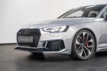 Audi RS4 Avant TFSI V6