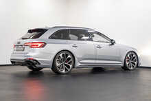 Audi RS4 Avant TFSI V6