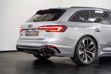 Audi RS4 Avant TFSI V6