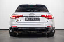 Audi RS4 Avant TFSI V6