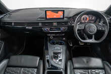 Audi RS4 Avant TFSI V6