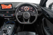 Audi RS4 Avant TFSI V6