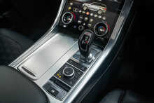 Land Rover Range Rover Sport P575 V8 SVR