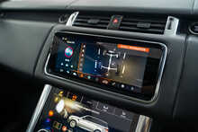 Land Rover Range Rover Sport P575 V8 SVR