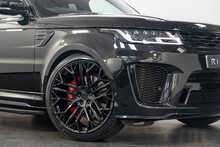 Land Rover Range Rover Sport P575 V8 SVR