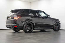 Land Rover Range Rover Sport P575 V8 SVR