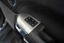 Land Rover Range Rover Sport P575 V8 SVR