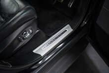 Land Rover Range Rover Sport P575 V8 SVR