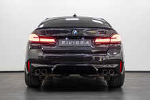 BMW M5 i V8 Competition