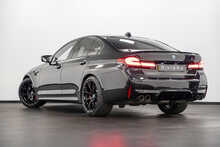 BMW M5 i V8 Competition