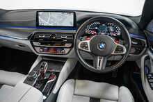 BMW M5 i V8 Competition