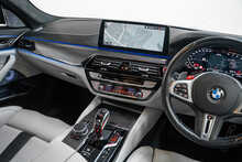 BMW M5 i V8 Competition