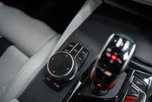 BMW M5 i V8 Competition