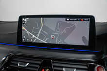 BMW M5 i V8 Competition