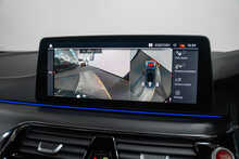 BMW M5 i V8 Competition