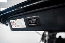 Toyota Alphard .2.5 MPV