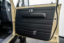 Toyota Land Cruiser .4X4