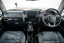 Toyota Land Cruiser .4X4