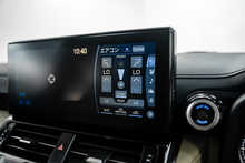 Toyota Land Cruiser ZX300