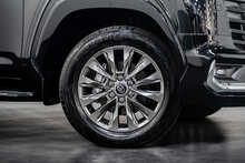 Toyota Land Cruiser ZX300