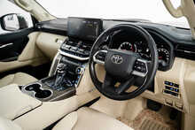 Toyota Land Cruiser ZX300