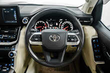 Toyota Land Cruiser ZX300