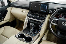 Toyota Land Cruiser ZX300