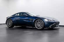 Aston Martin Vantage V8