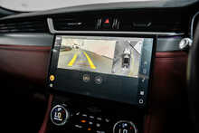 Jaguar F-PACE P550 V8 SVR