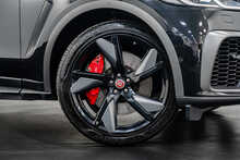 Jaguar F-PACE P550 V8 SVR